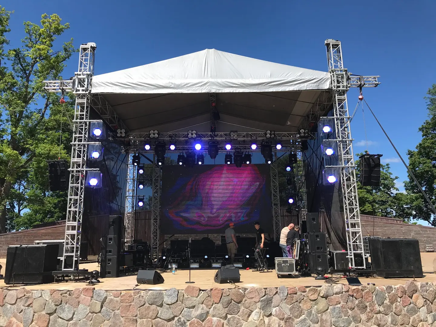 Siguldas pilsdrupu estrāde, Sigulda, Latvia: фото мероприятия 4, техническое сопровождение PWR Production