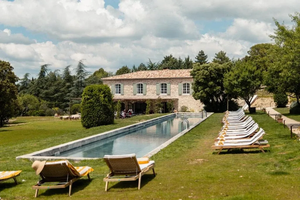 Capelongue, Bonnieux, France: площадка для мероприятий