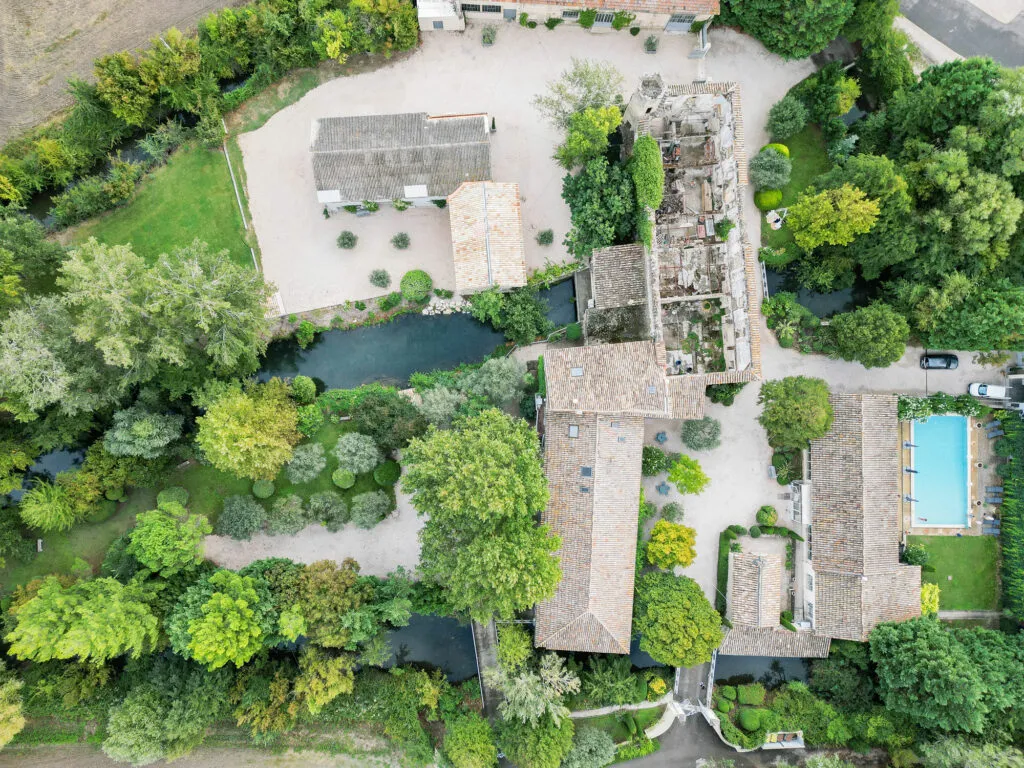 Domaine de Blanche Fleur, Châteauneuf-de-Gadagne, France: площадка для мероприятий