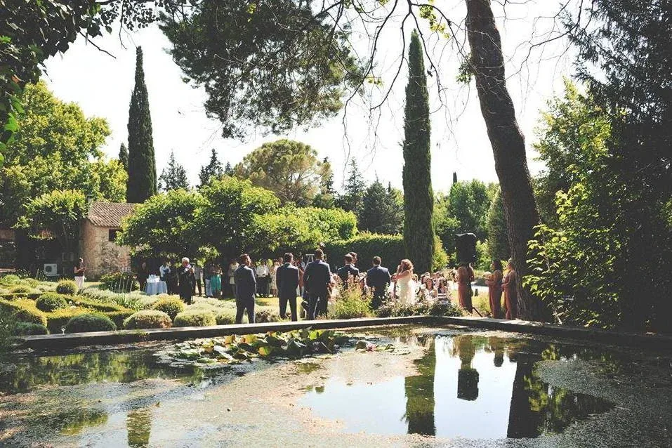 Le Galinier, Lourmarin, France: площадка для мероприятий