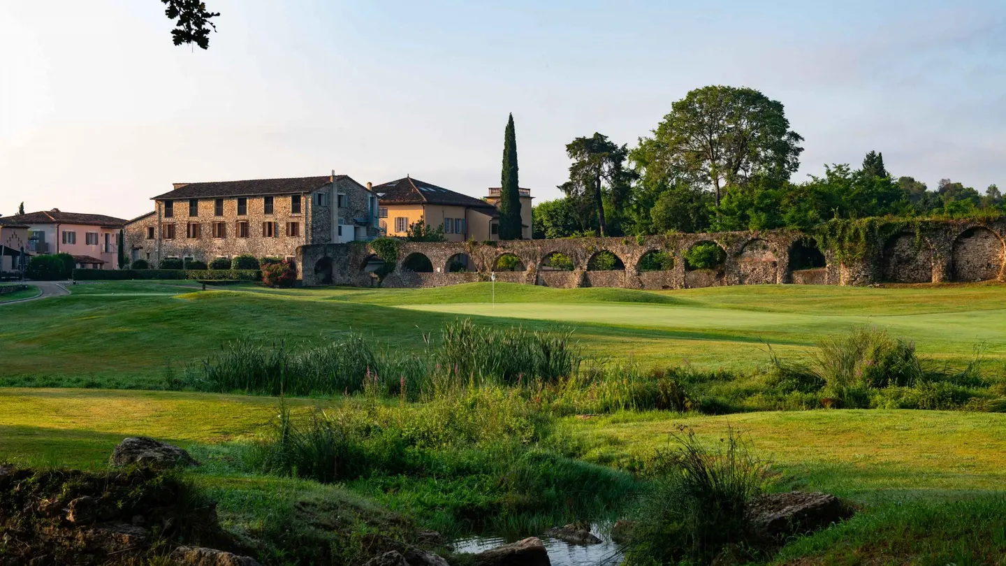 Château de la Bégude, Opio, France: площадка для мероприятий